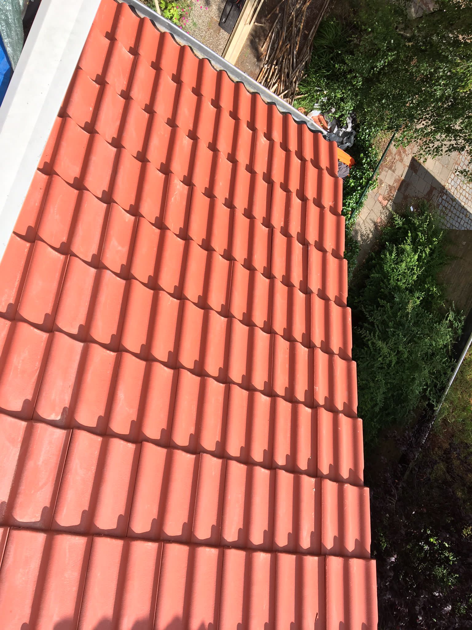 Aanbrengen nieuwe dakpannen, tengels, panlatten en dampdoorlatende folie foto 56